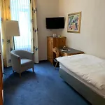 Morosani Schweizerhof Hotel 4*