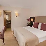 Otel Morosani Schweizerhof 4*