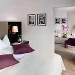 Morosani Schweizerhof Hotel 4*