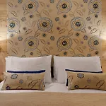 Morosani Schweizerhof Otel 4*