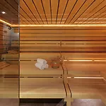 Hotel Morosani Schweizerhof 4*