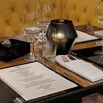 Morosani Schweizerhof Hotel 4*