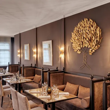 מלון Morosani Schweizerhof 4*
