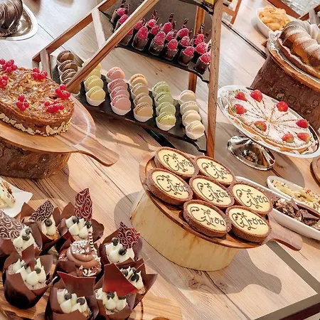 Morosani Schweizerhof 4* دافوس