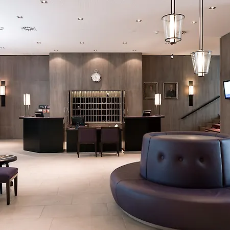 Morosani Schweizerhof מלון 4*