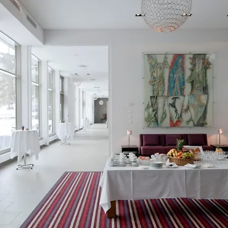 모로사니 슈바이처호프 호텔