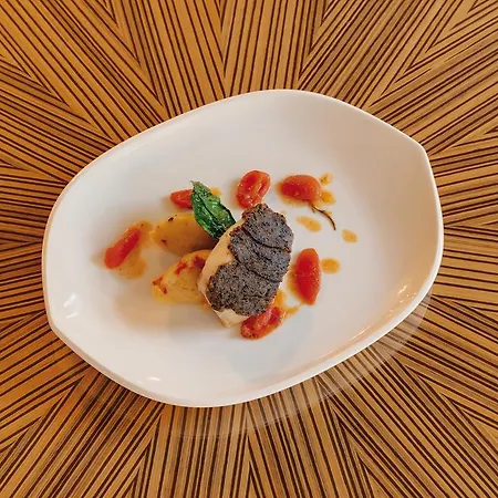 호텔 모로사니 슈바이처호프 4*