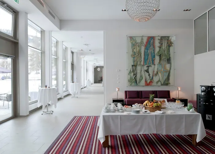 Morosani Schweizerhof Hotell