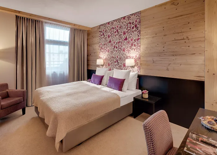 Morosani Schweizerhof Hotell 4*